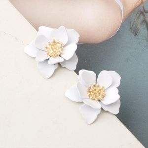 Boho Flower Stud Earrings for Women White.